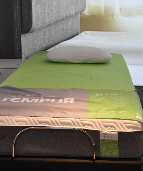 tempur opruiming matras hybrid supreme 90 x 200 en zero g 330